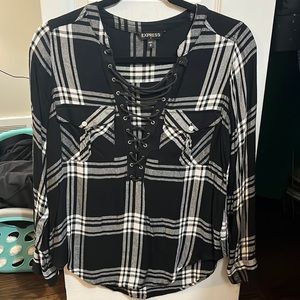 Size Small Express Top. Black and White plaid